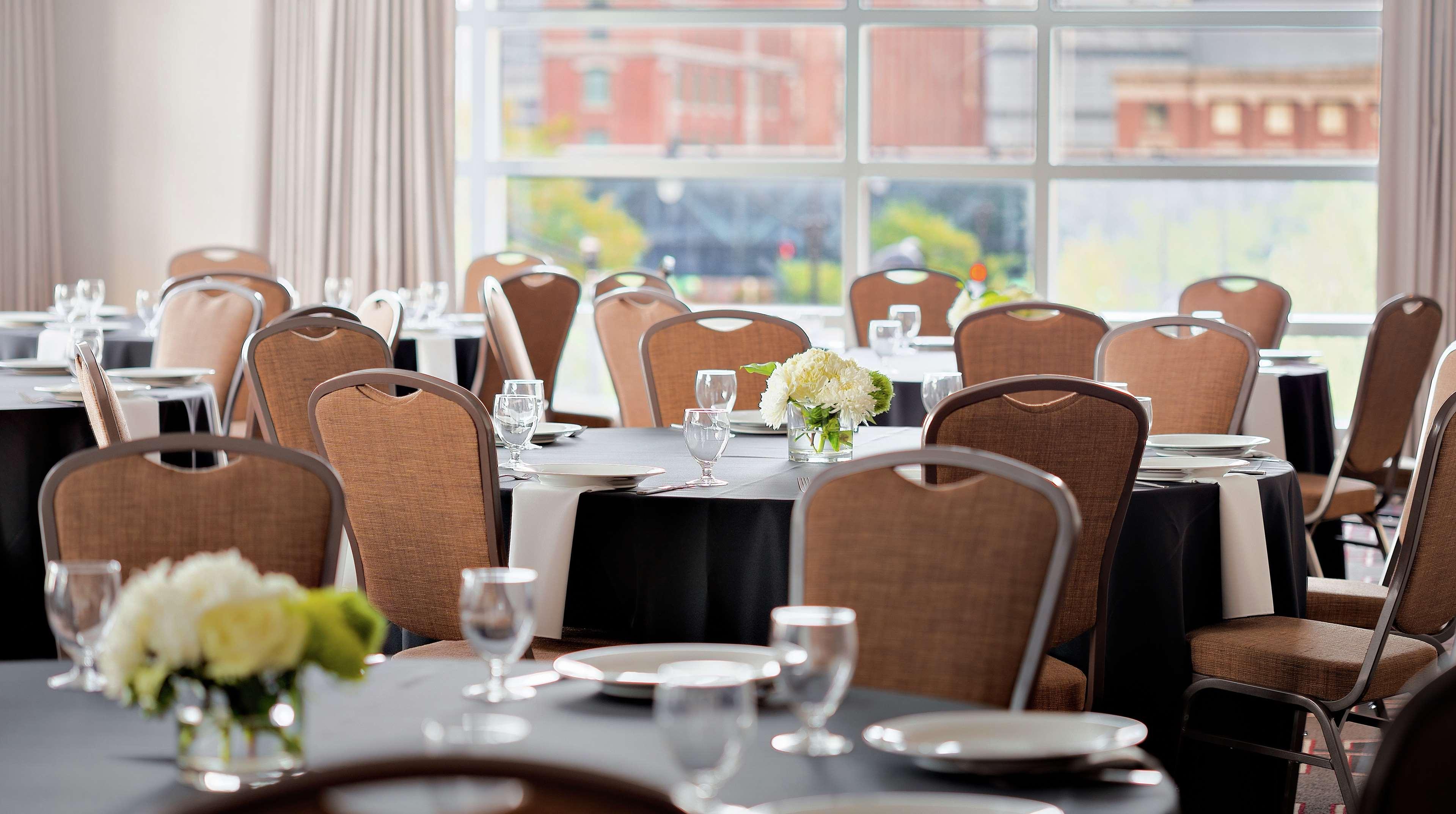 Home2 Suites By Hilton Chicago Mccormick Place Extérieur photo
