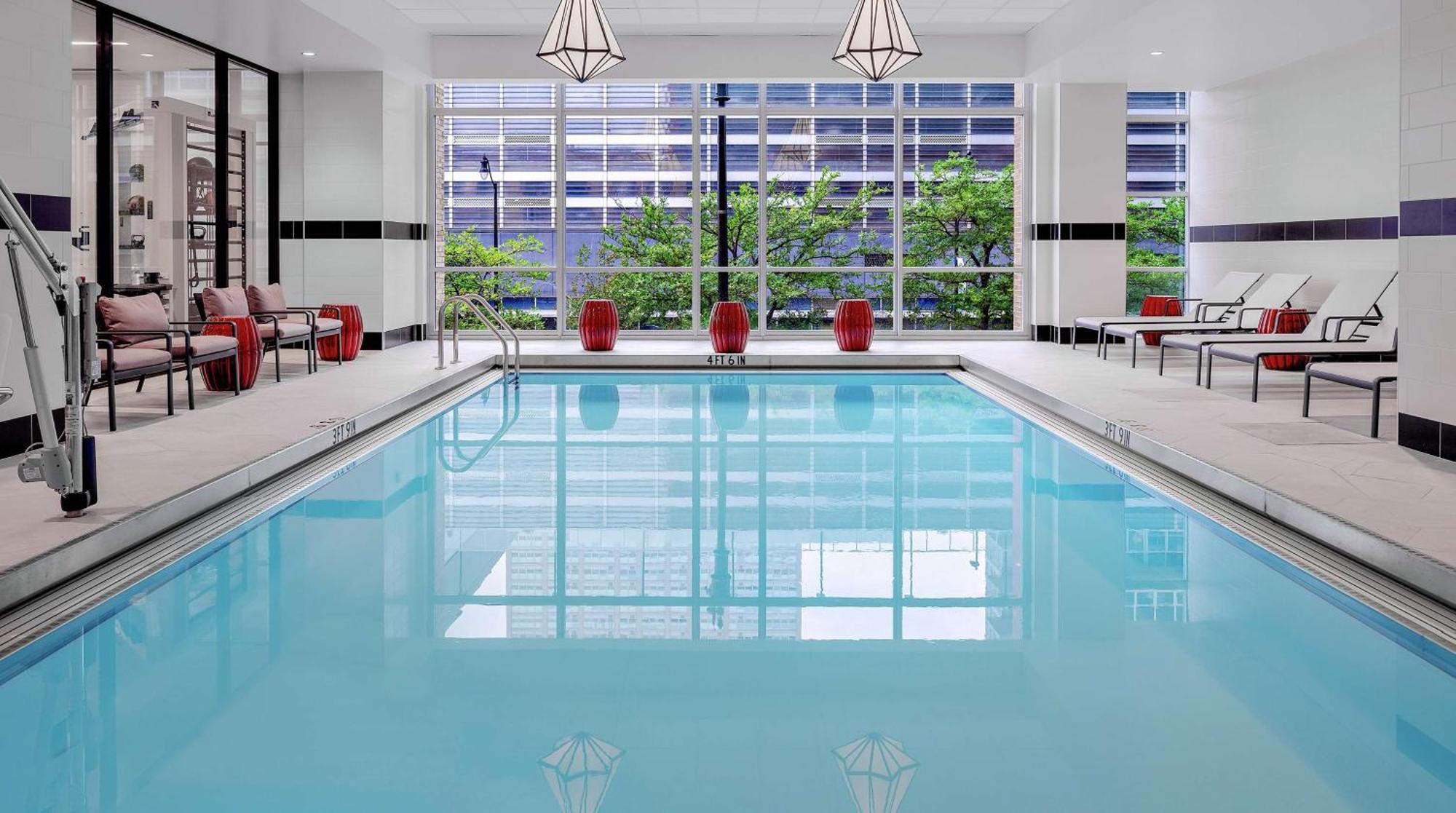 Home2 Suites By Hilton Chicago Mccormick Place Extérieur photo